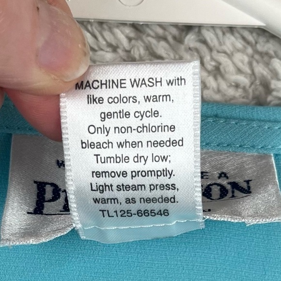 PENDLETON Aqua Blue Ruffled Blouse Size 10 Office Work Professional - Picture 7 of 16